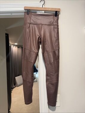 Athleta Inclination Moto Tight shimmer mauve